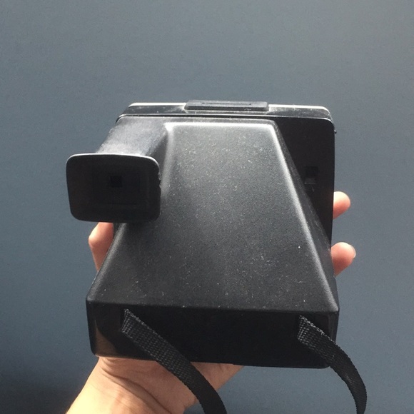 Polaroid camera - Picture 2 of 3
